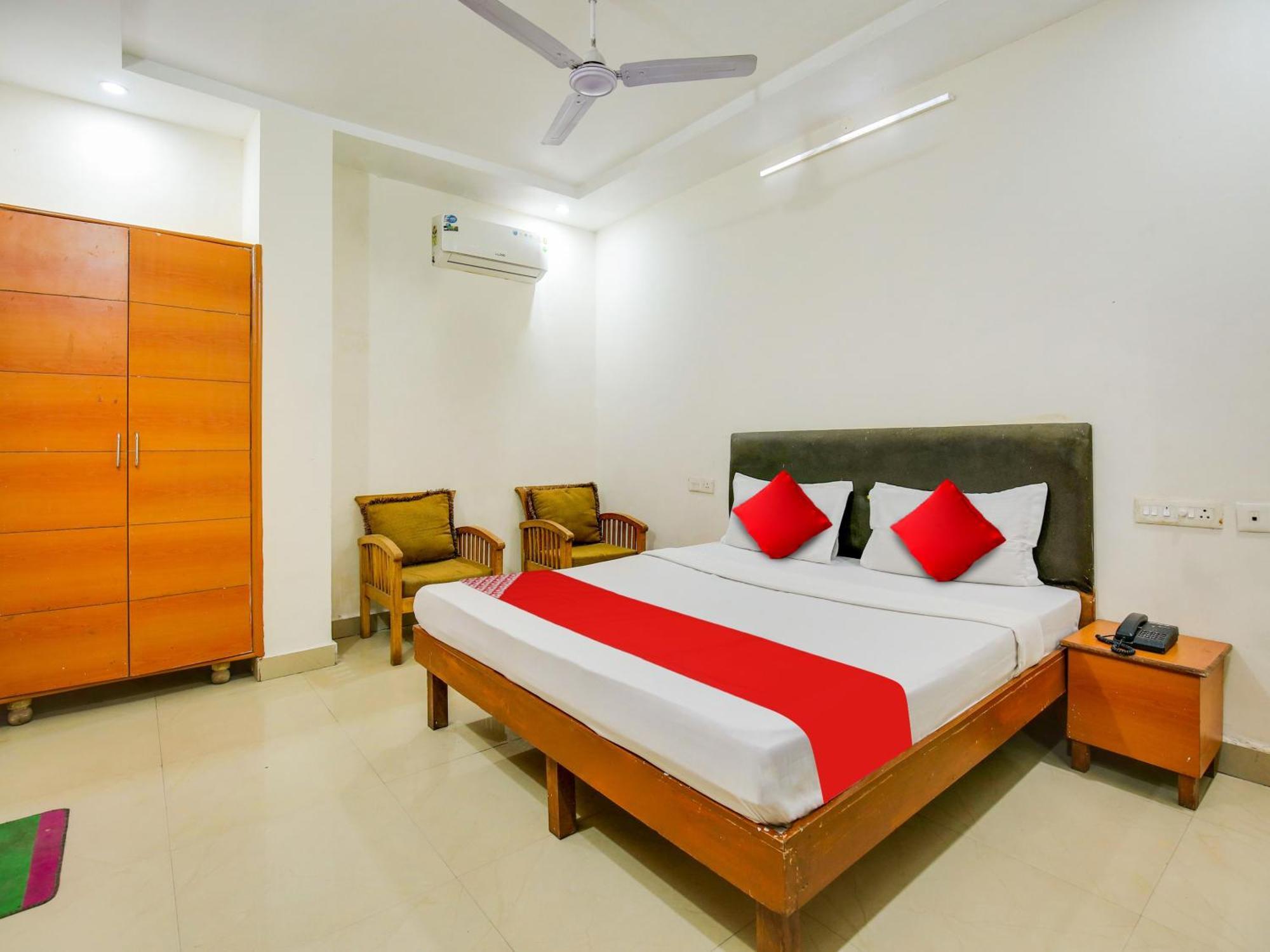 Hotel O Platinum Inn Nayagaon Экстерьер фото