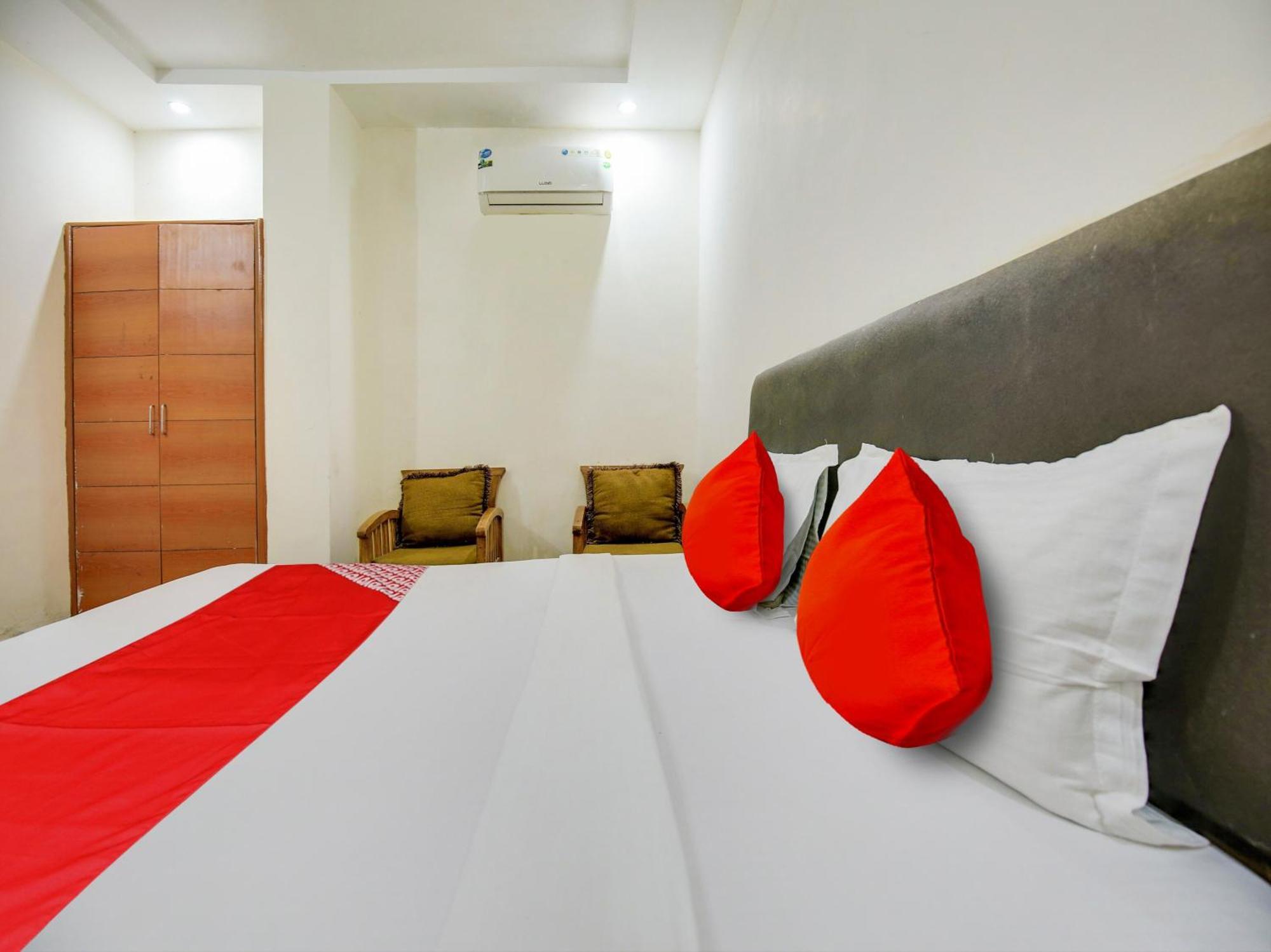 Hotel O Platinum Inn Nayagaon Экстерьер фото